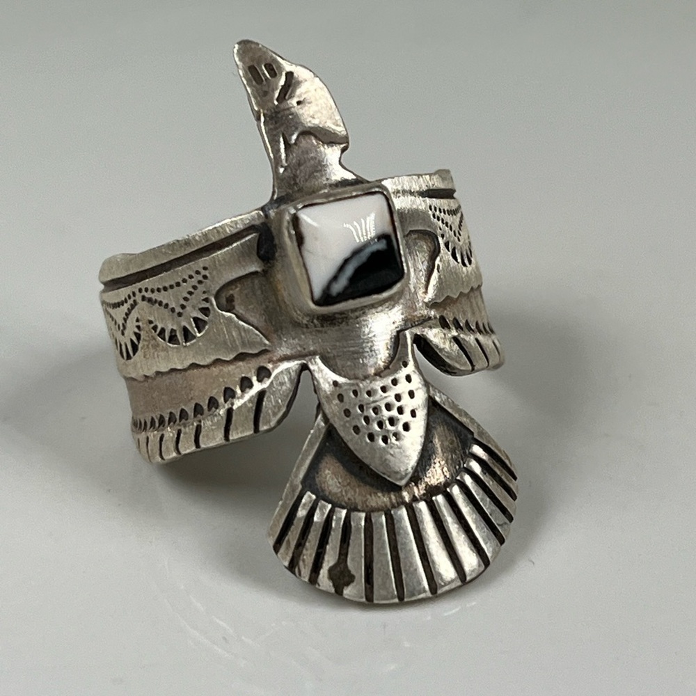 Solid Sterling Silver Southwestern Thunderbird Ring White Buffalo Size 7.75 - Picture 10 of 11